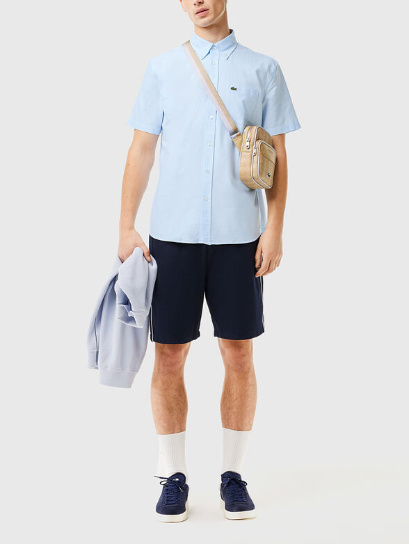 Short sleeve shirt with logo accent  - 2