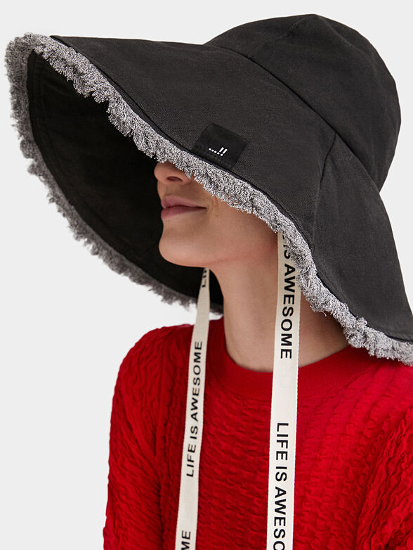 Black denim hat brand DESIGUAL — Globalbrandsstore.com/en