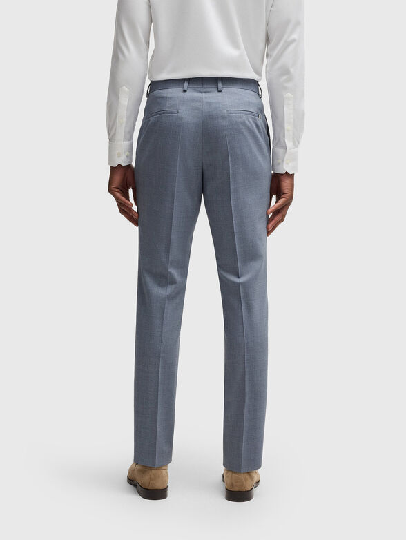 Trousers with crease - 2