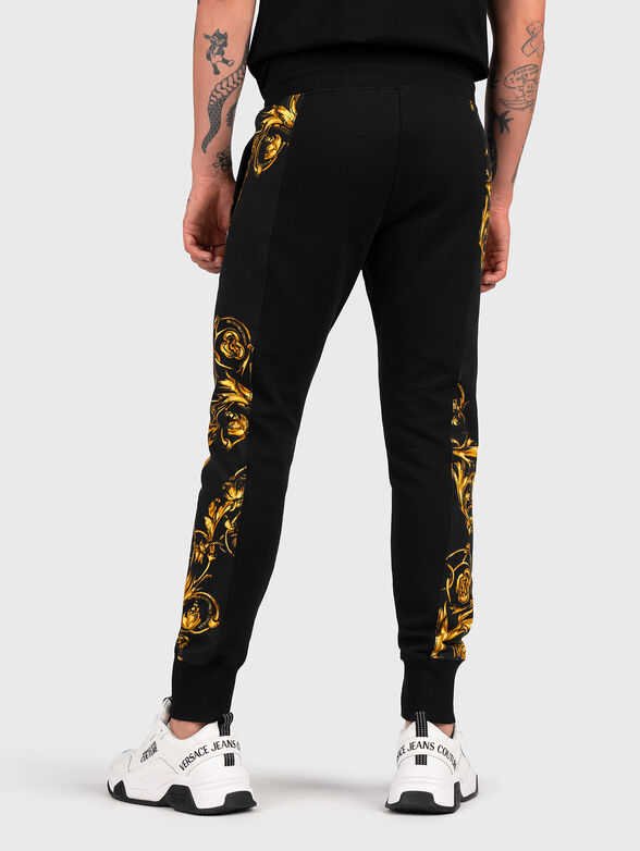Sports pants with baroque print - 2