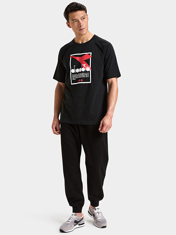 Black T-shirt with logo print - 4