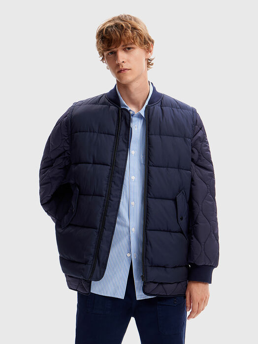 Jacket with removable sleeves