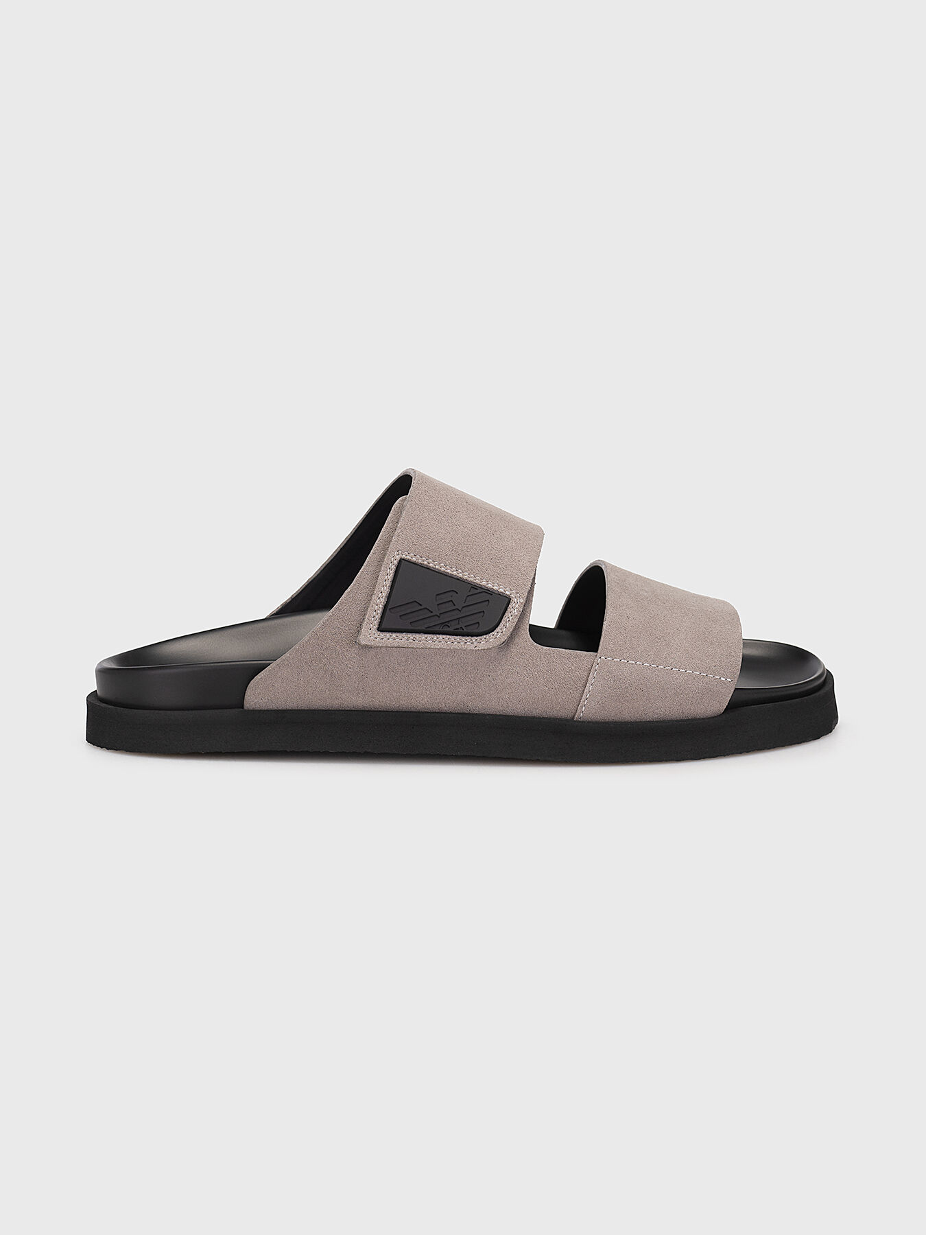 FENDI LEATHER SLIPPERS 上質レザー スリッパ 洗練 ロゴ Leather with fendy materials crossed slippers | Leather