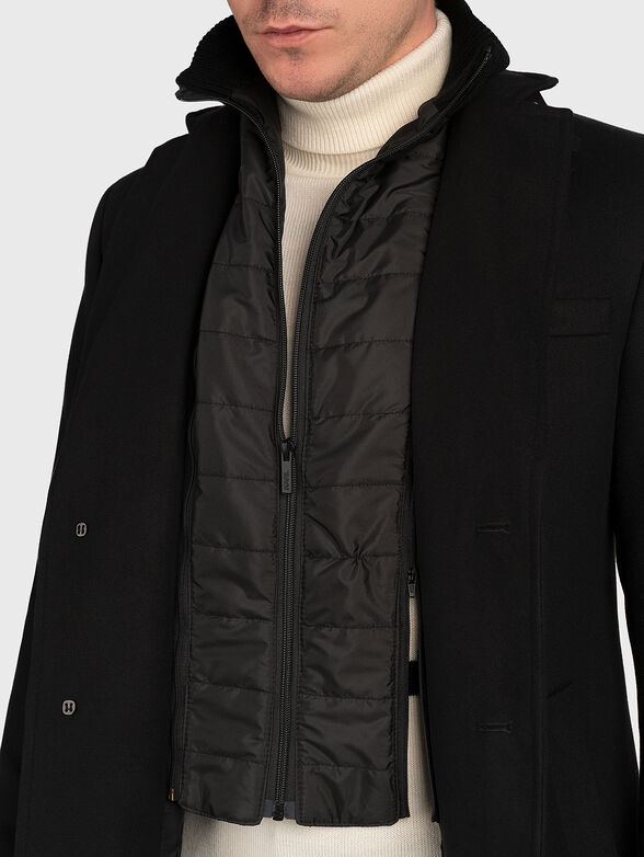 Coat with a detachable lining - 5