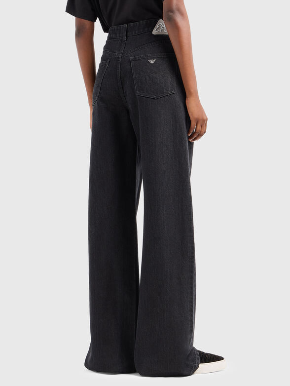 High waisted jeans with wide legs - 2