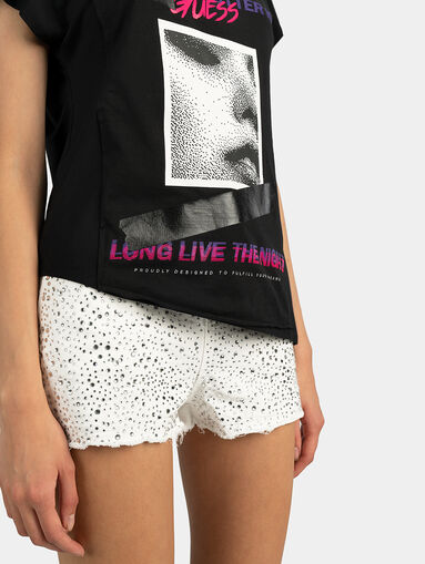 SANDRA T-shirt with asymmetric hem - 3