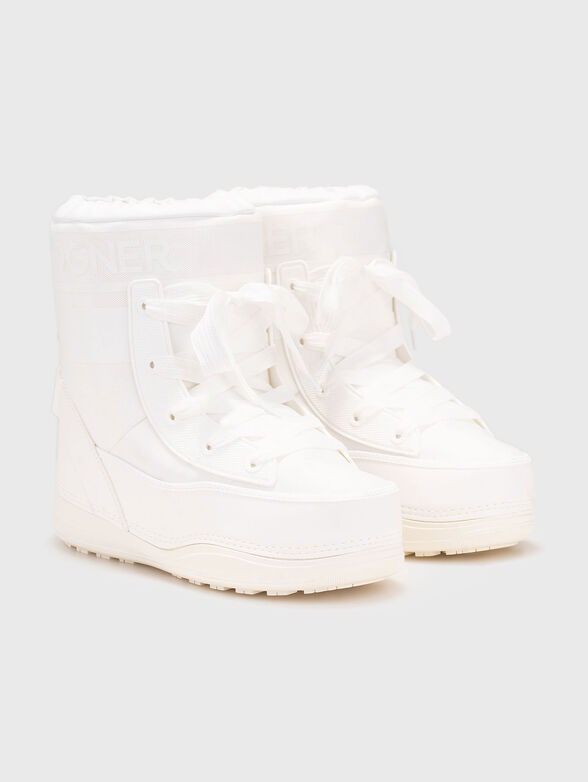 LA PLAGNE 21 apresque with accent logo - 2