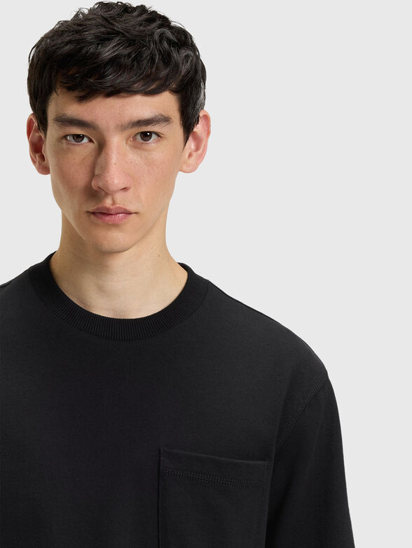 T-shirt with crew neck and pocket - 4