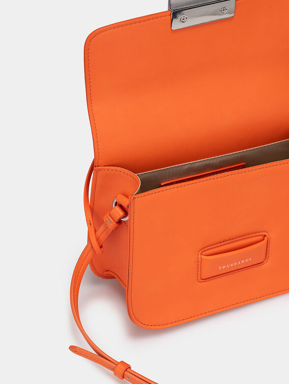 Crossbody bag with metal detail - 5