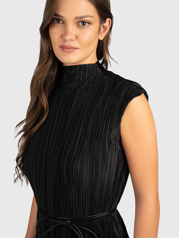 Pleated mini satin dress with belt - 3