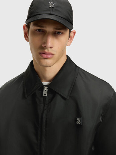 Transitional jacket with classic collar - 4