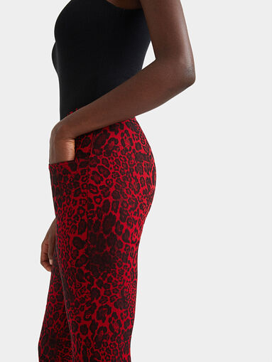 Animal print slim trousers - 4