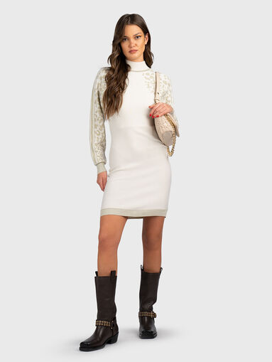 Knitted dress with accent sleeves  - 5
