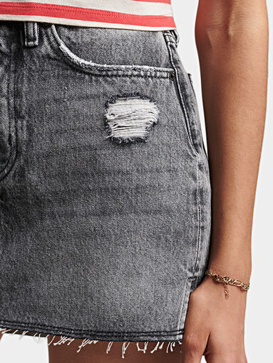 Mini denim skirt with worn effect - 4
