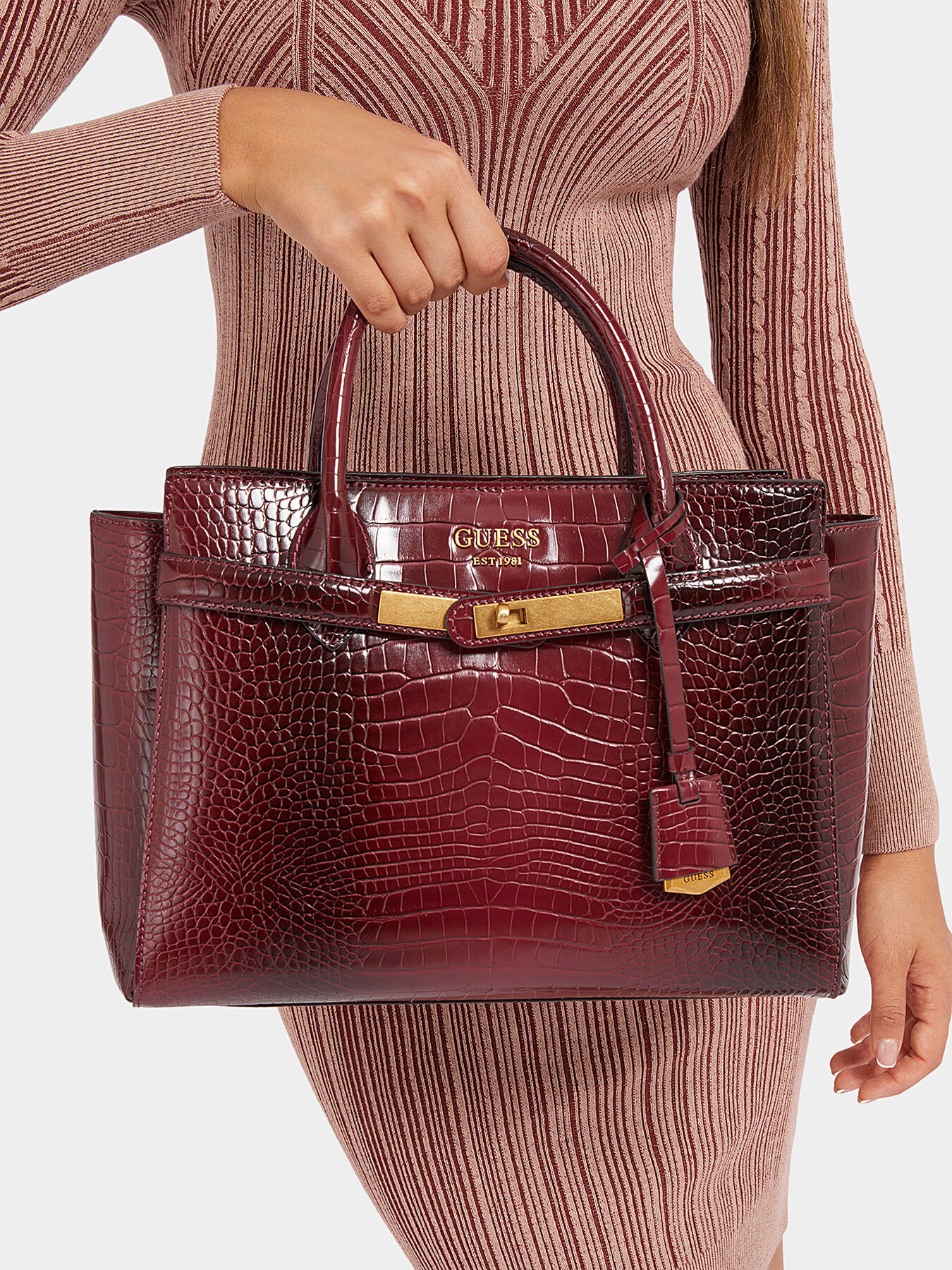ENISA tote bag with croc print brand GUESS Globalbrandsstore en