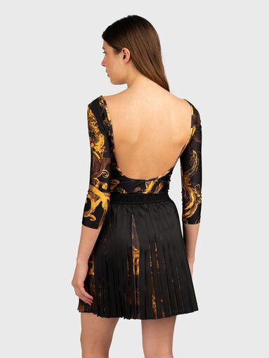 Bodysuit with cut-out back - 3