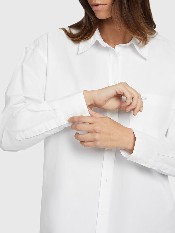 Black shirt with oval hem - 5