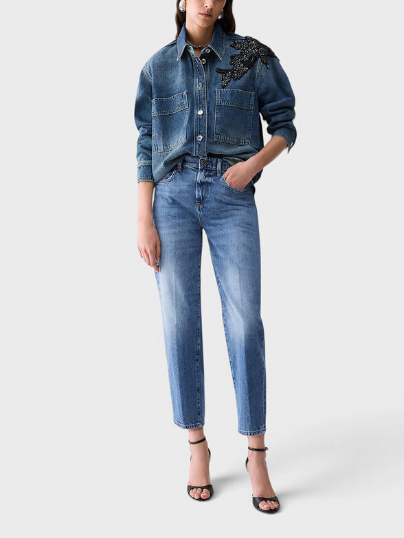 Boyfriend jeans with a faded effect - 4
