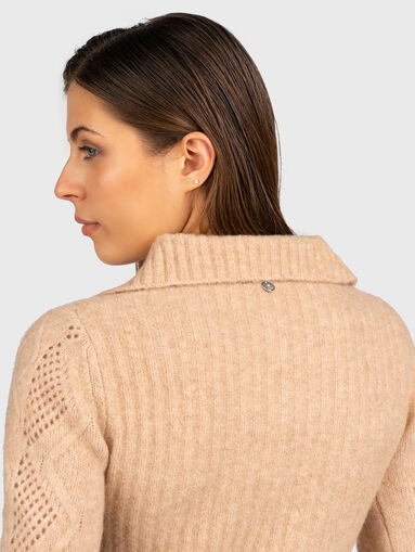 Beige sweater with rhinestones - 4