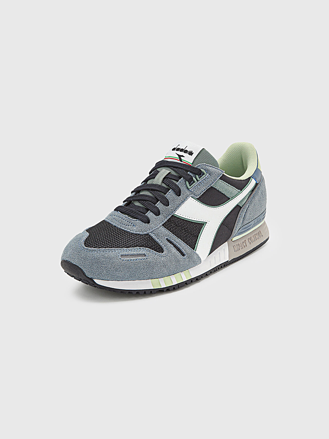 TITAN Sneakers brand DIADORA Globalbrandsstore en