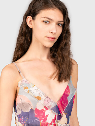 Printed dress with thin straps - 4