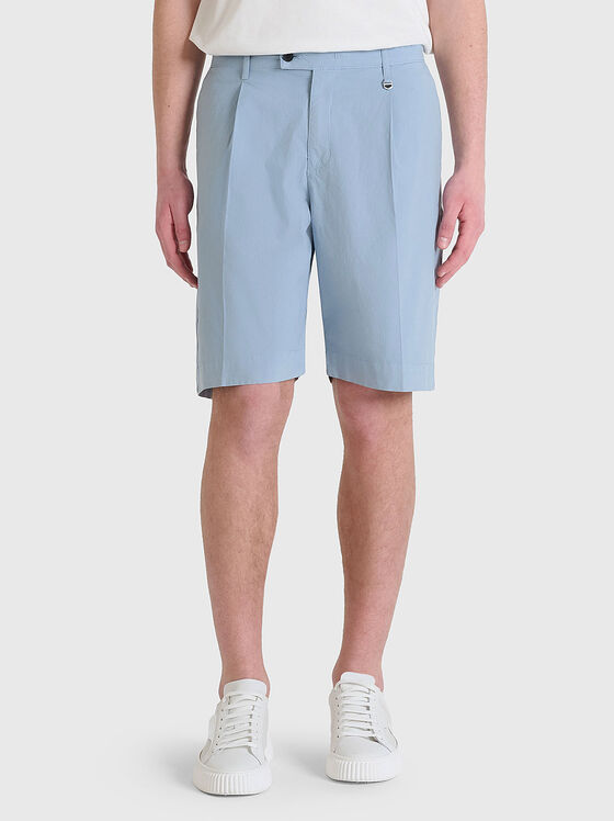 Сини къси панталони - 1