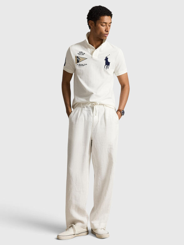 Polo shirt with a contrasting logo - 2