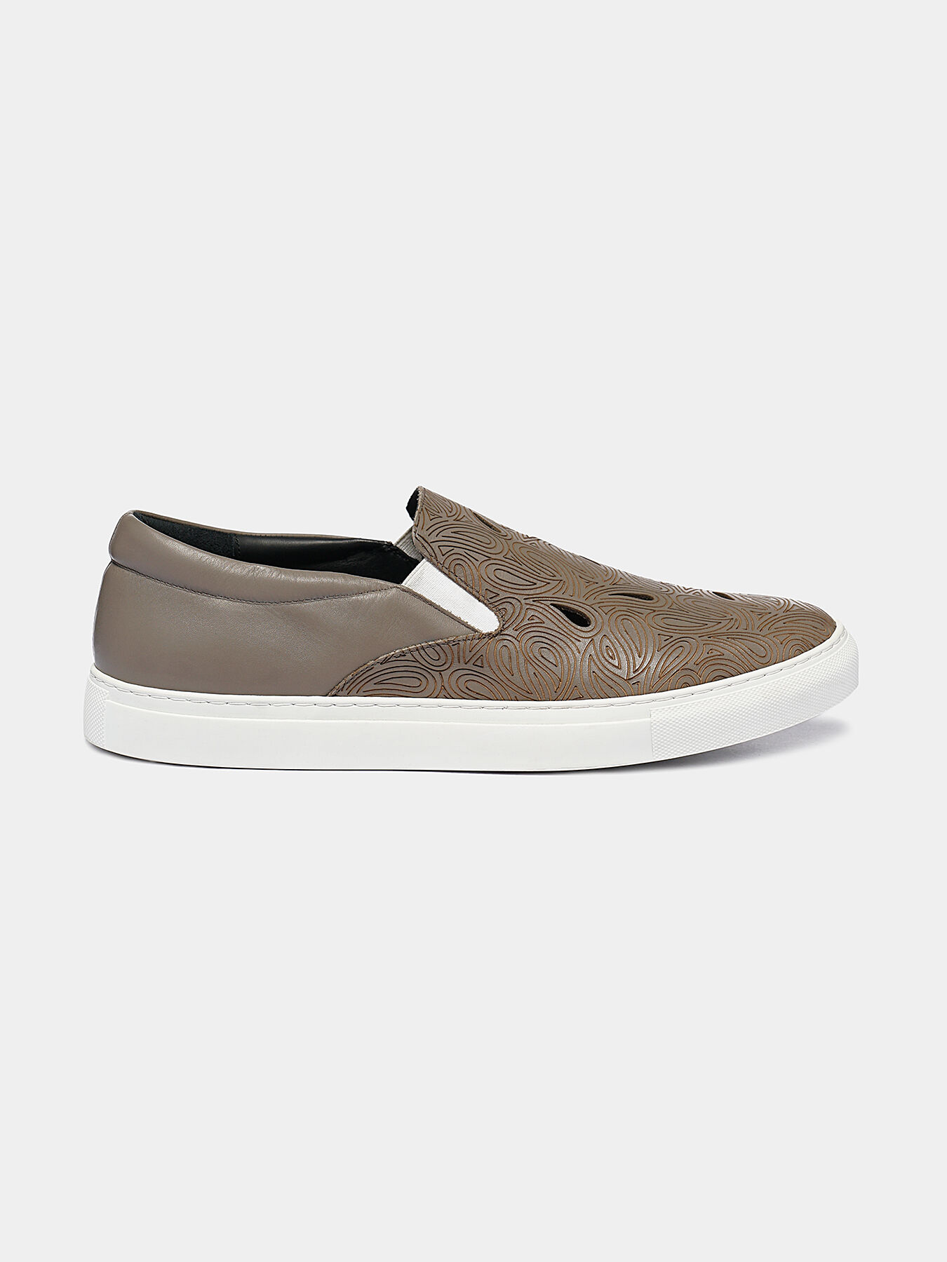 Slip on emporio armani best sale