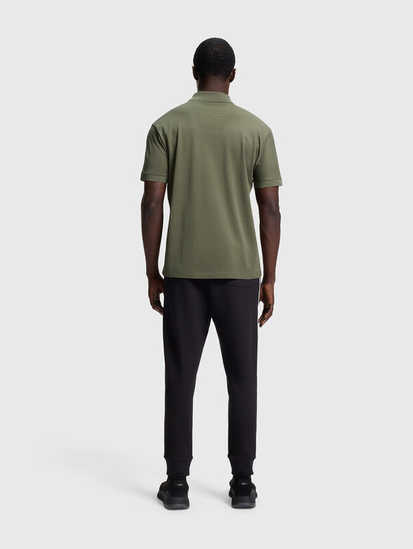 Polo shirt with contrasting stripe  - 3