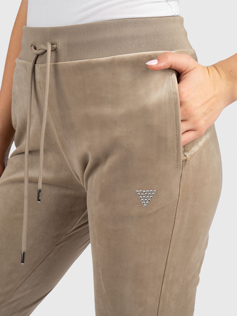 Sports pants with elastic waistband - 3