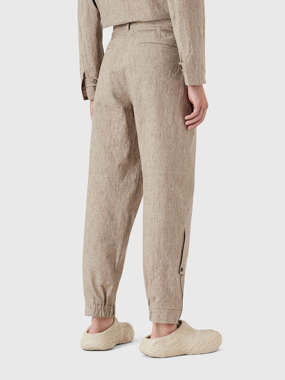Linen trousers in beige - 2