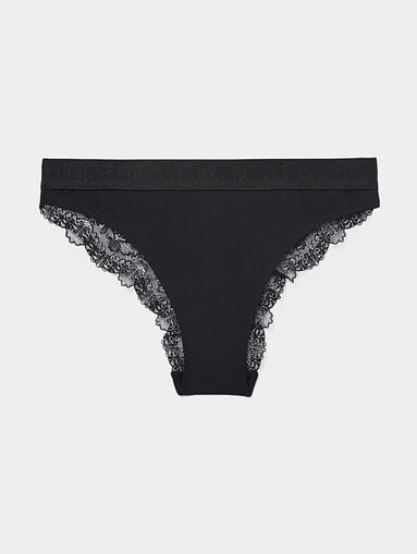 Brazilian with delicate lace - 4