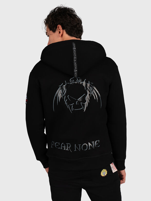 Hooded sweatshirt and zipper - 2