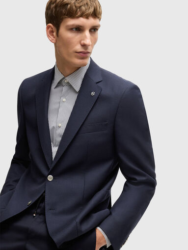 Slim blazer with double-breasted fastening - 4