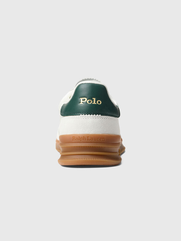Sports shoes with logo - 3