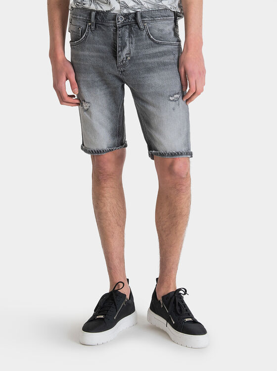 Дънкови къси панталони ARGON в сив цвят - 1
