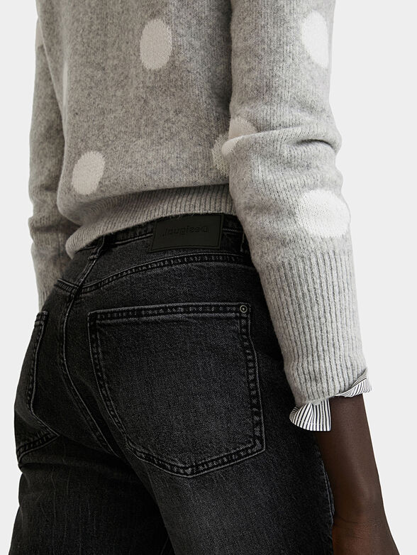 Jeans with worn off effect - 6