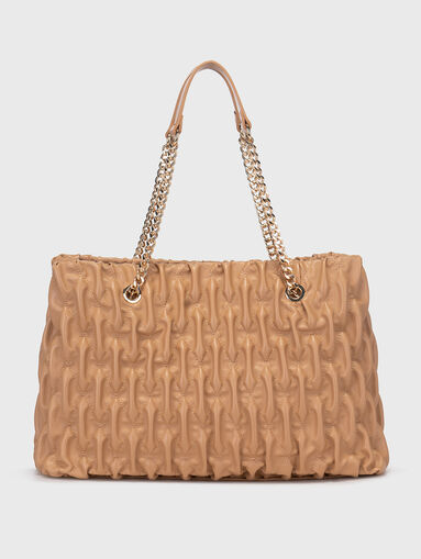 Large bag with logo accent - 3