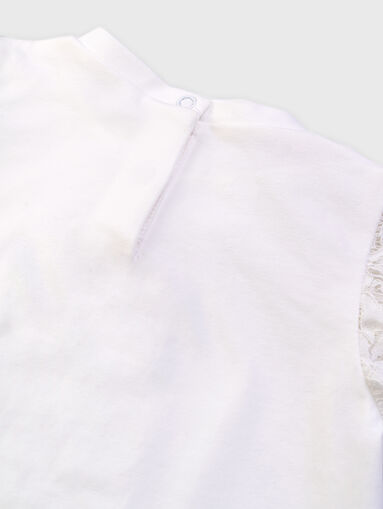 Two-piece set with lace - 5
