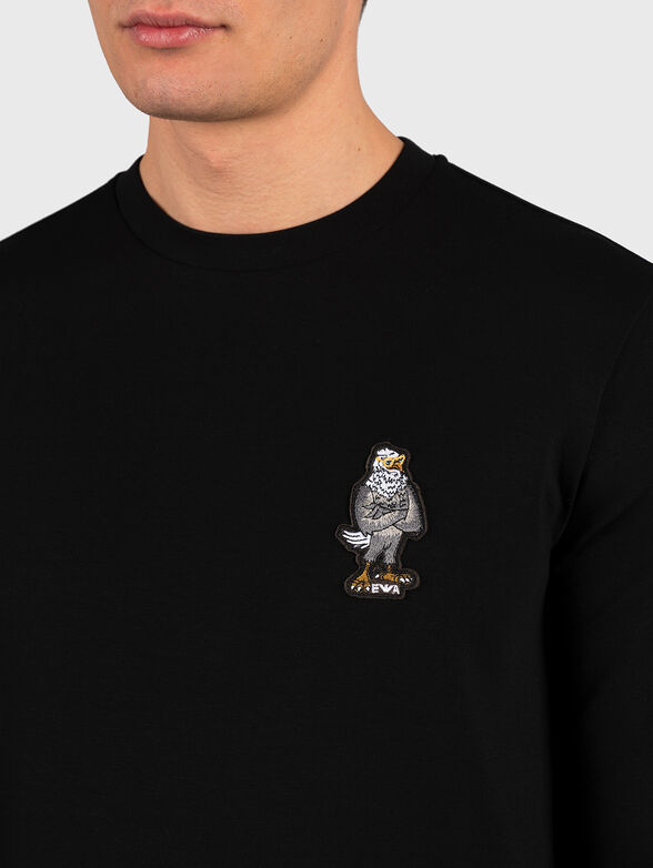 Black sweatshirt with logo patch - 4