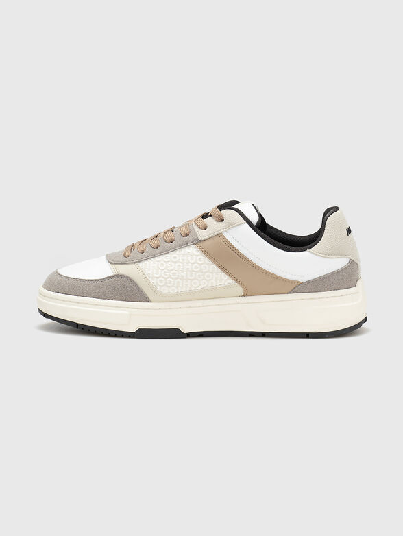 Sneakers with a monogram logo  - 4