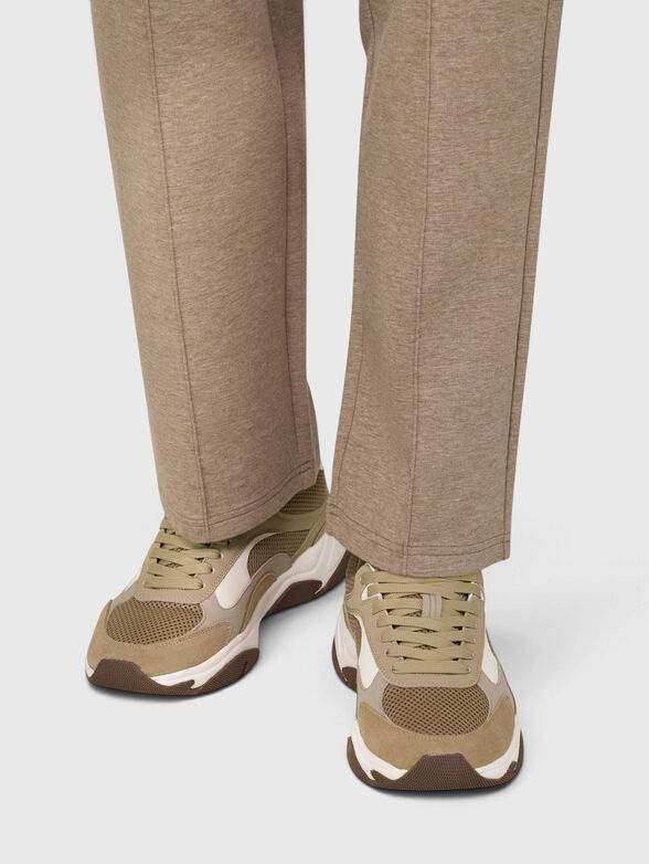 Sports shoes made of leather and textile - 2