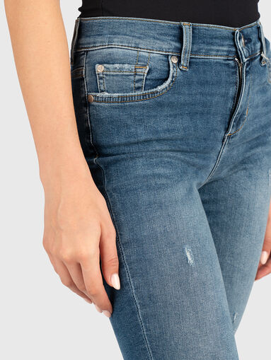 Slim jeans with rhinestones - 4