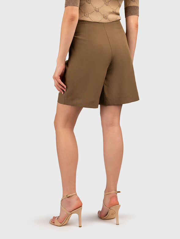 Shorts with loose fit - 2
