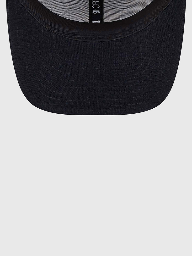 REPREVE K940 cap with visor with contrast embroidery - 3