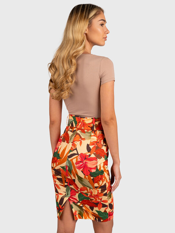 BRYANNA T-shirt with sparkling details - 3