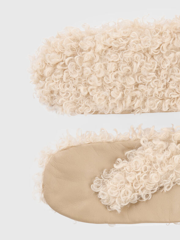 Gloves made of leather and wool - 1