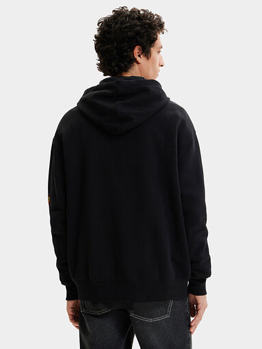 Black sweatshirt with contrasting element - 3