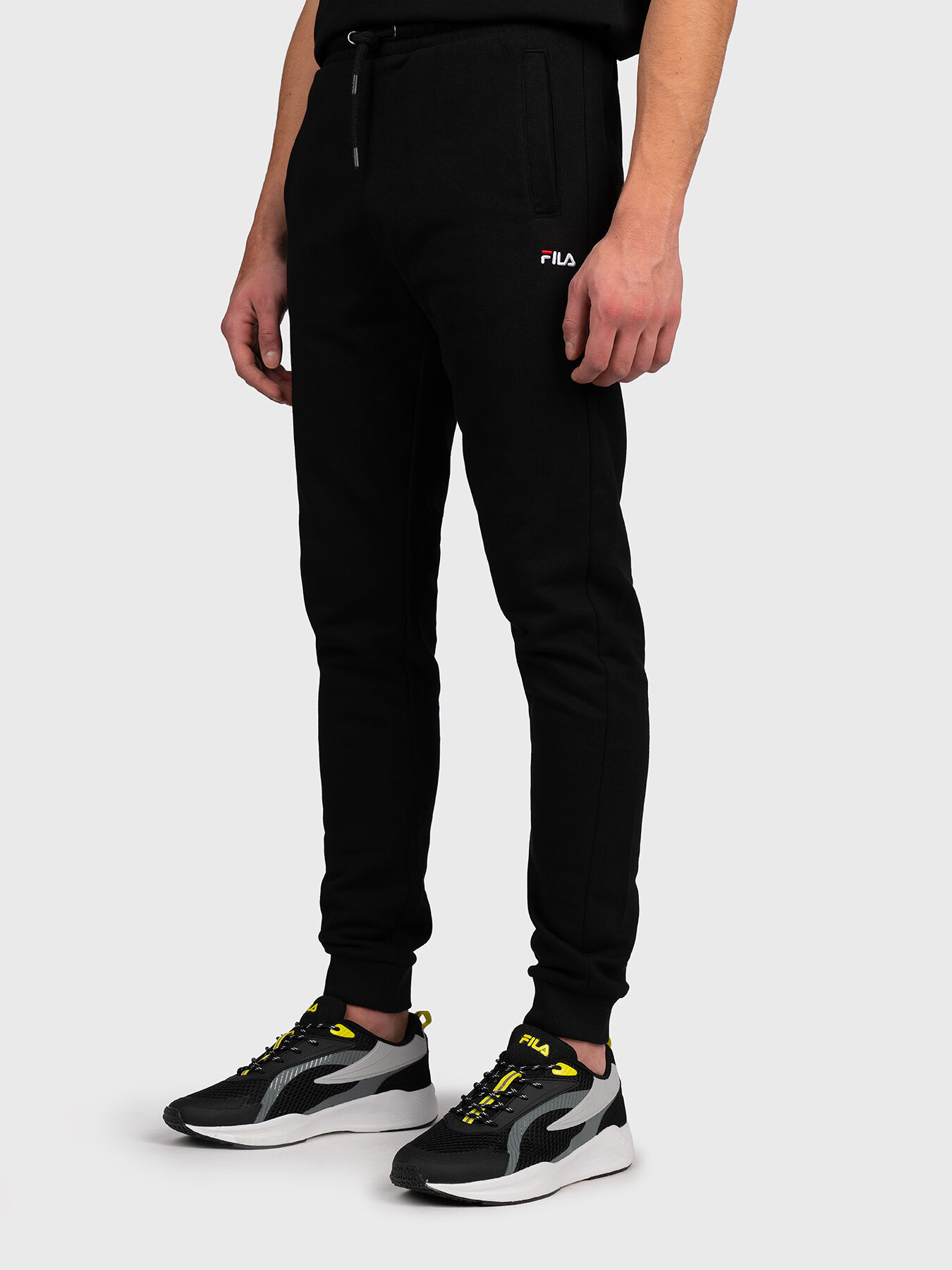 EDANC Sports pants brand FILA Globalbrandsstore en