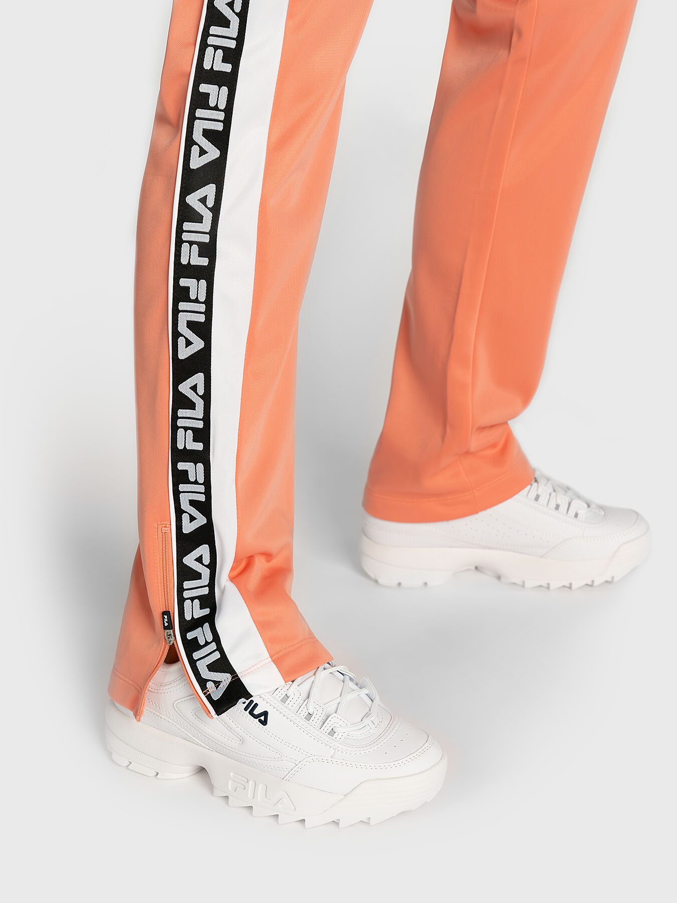 トラックパンツ・ジャージ [FILA] Heritage Linear Tape Track Pants FS2FPC1120XINA Fila Windbreaker Track Jogger Pants Mens Large 90s Ankle